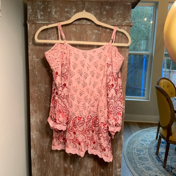 Top - Picture 2 of 3